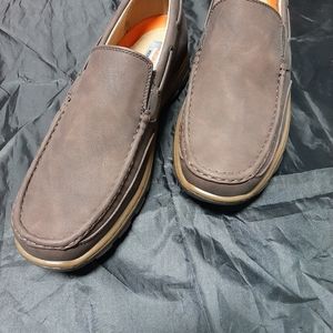 Mens shoes